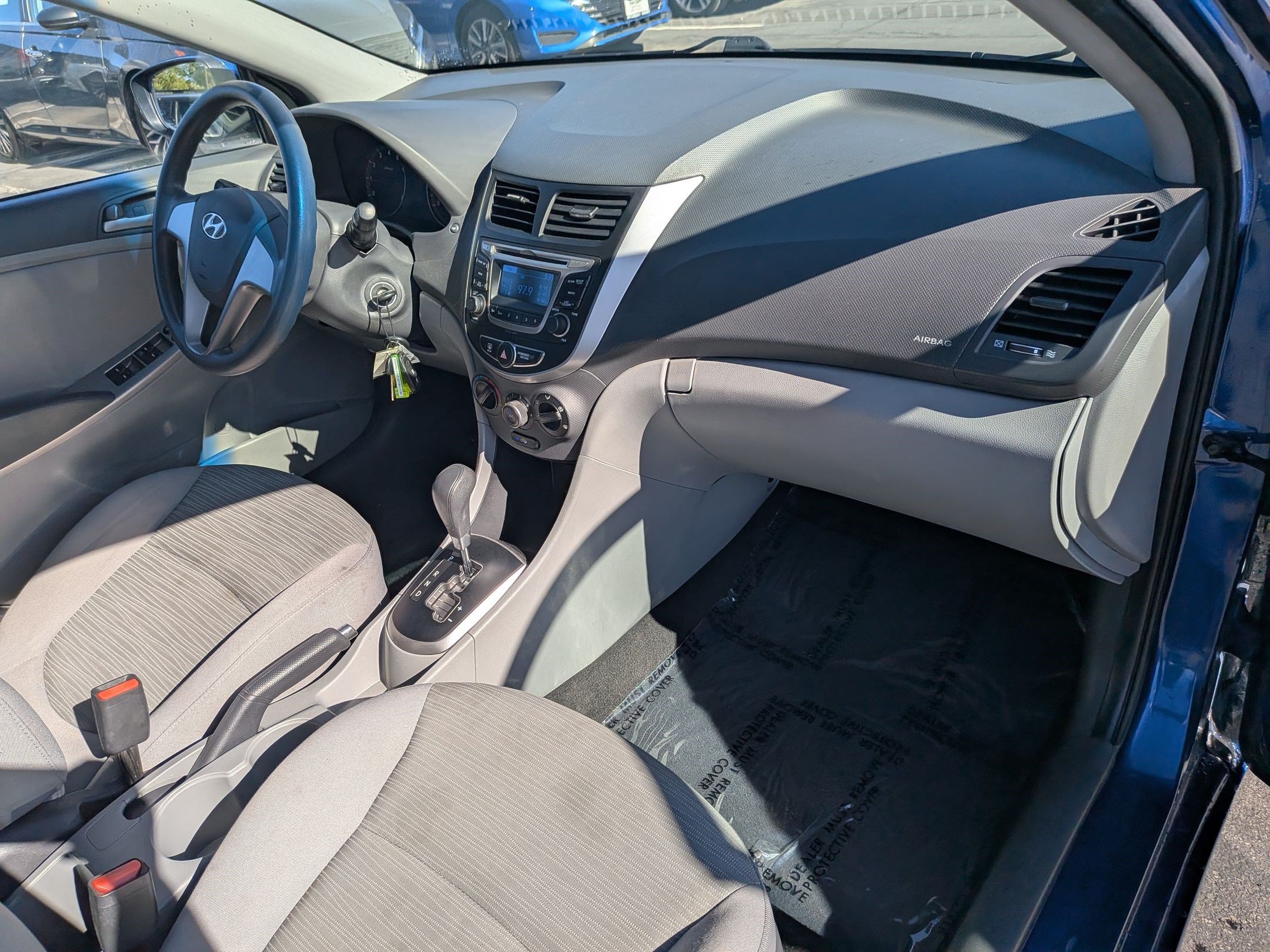 Used 2017 Hyundai Accent SE FWD image 32