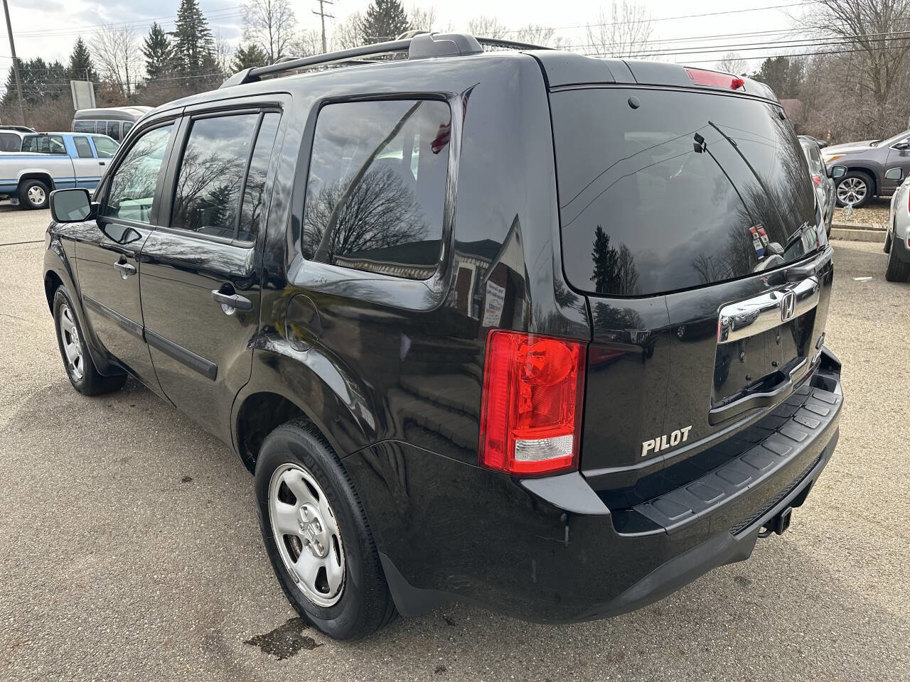 Used 2013 Honda Pilot LX image 4