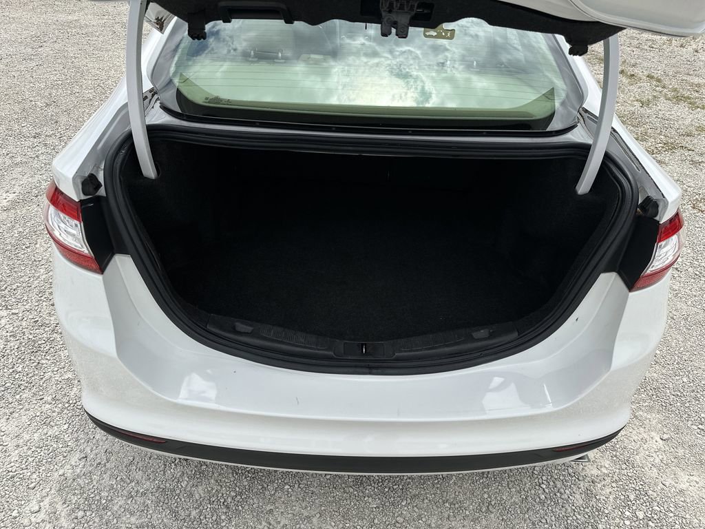 Used 2013 Ford Fusion SE image 29