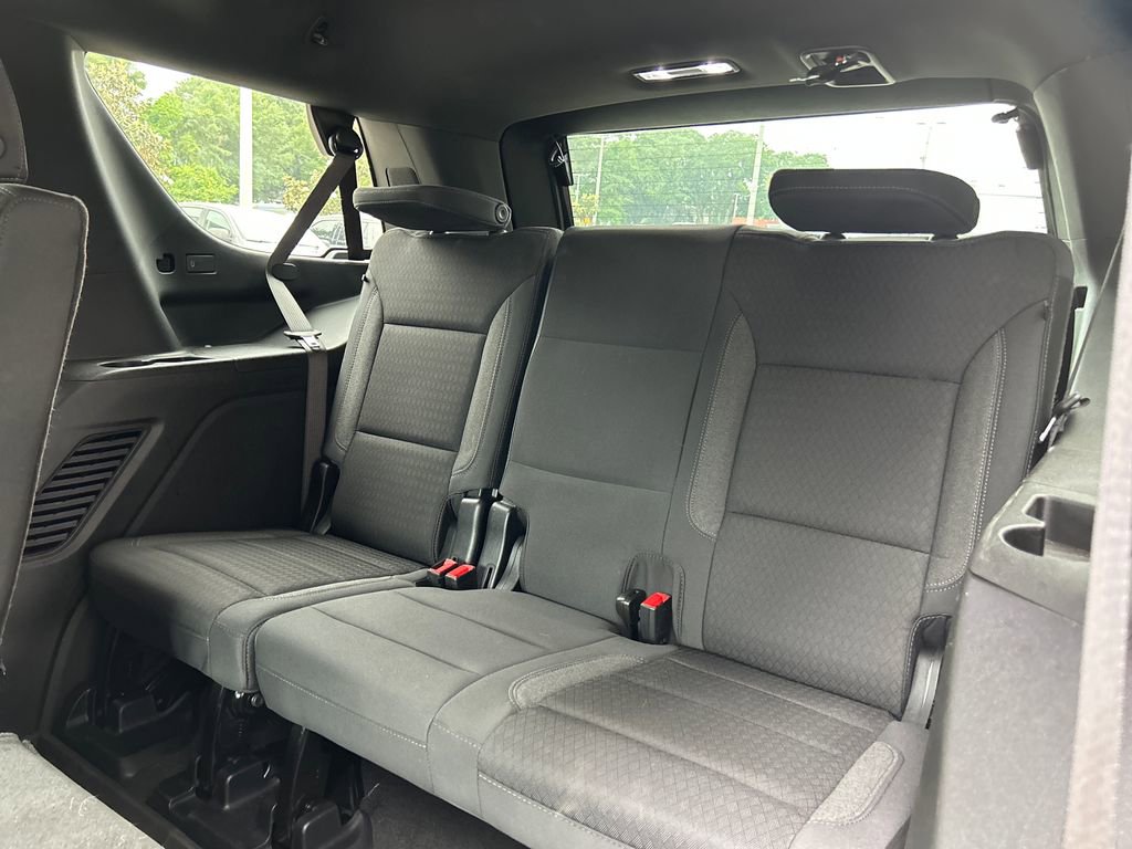 Used 2025 Chevrolet Tahoe LS w/ LPO, Dark Essentials Package RWD image 14