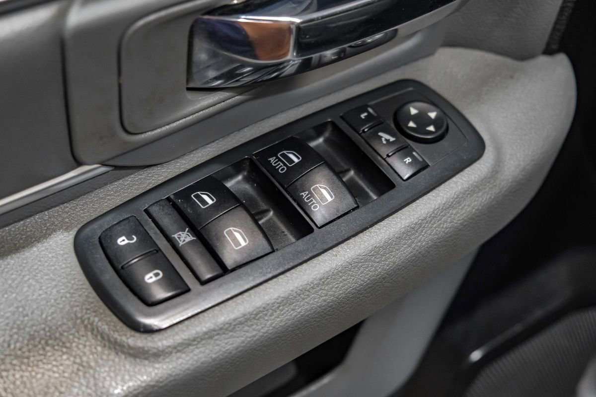 Used 2018 RAM 1500 Big Horn image 41