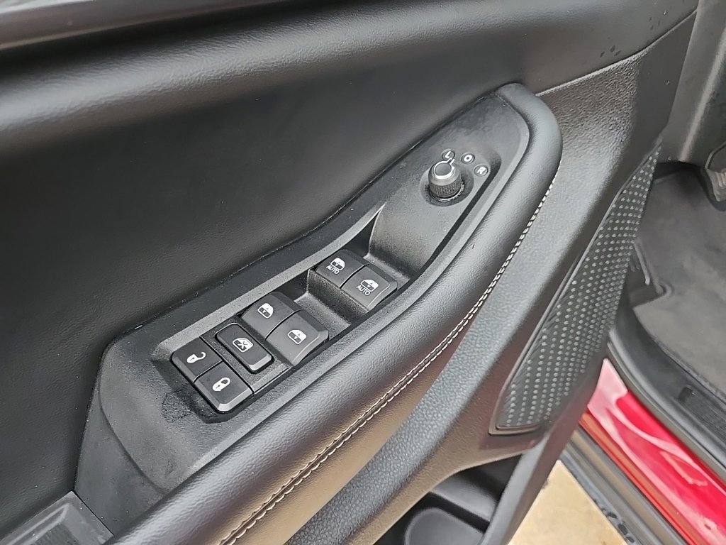 Used 2023 Jeep Grand Cherokee Altitude AWD/4WD image 30