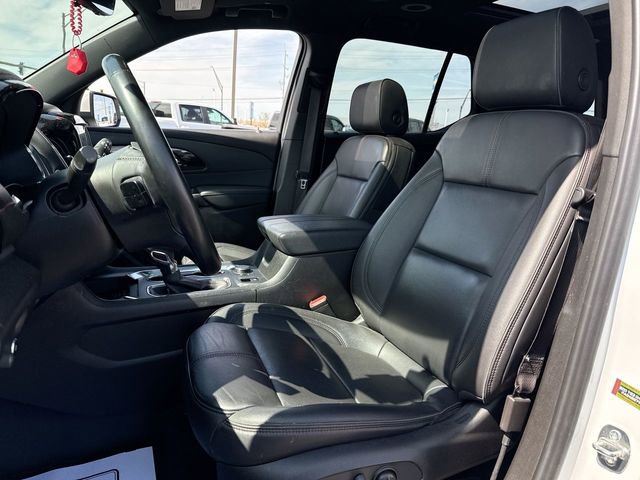 Used 2023 Chevrolet Traverse RS AWD/4WD image 11