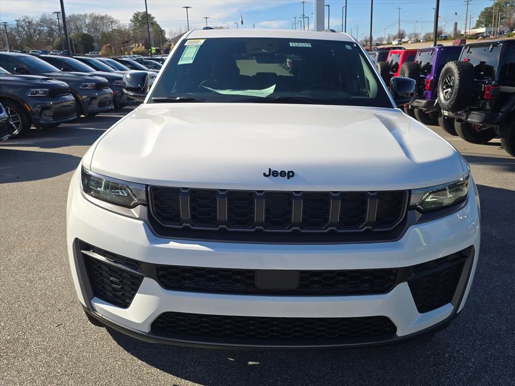 New 2026 Jeep Grand Cherokee Altitude AWD/4WD image 15