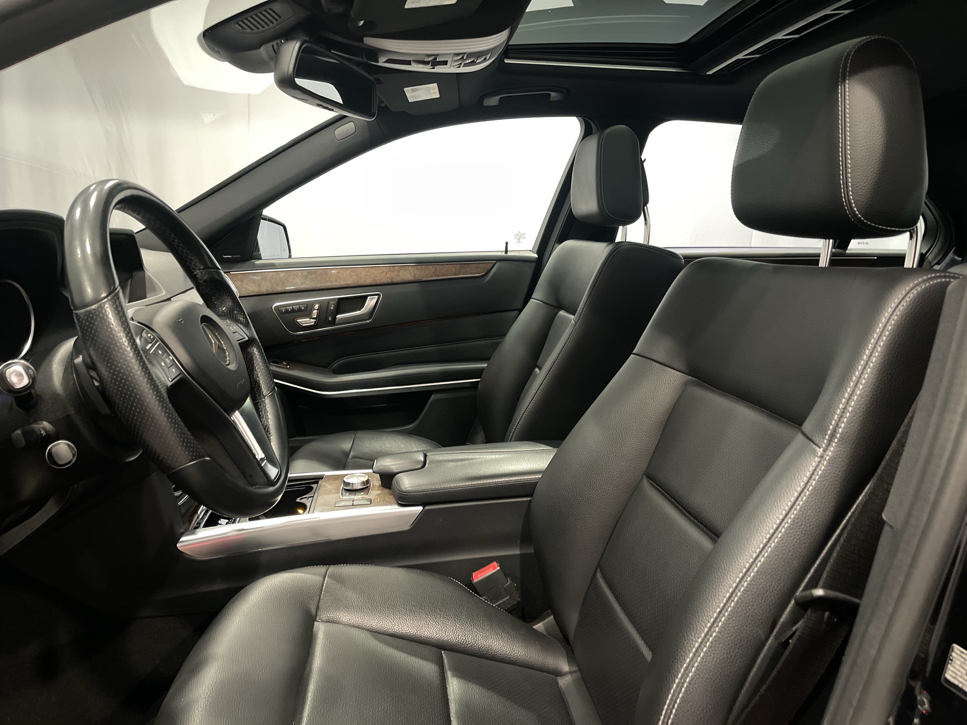 Used 2015 Mercedes-Benz E 350 4MATIC Sedan image 14