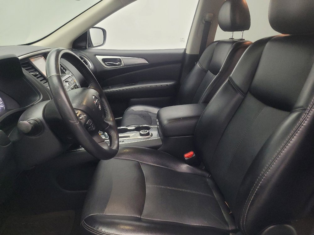 Used 2020 Nissan Pathfinder SL AWD/4WD image 17