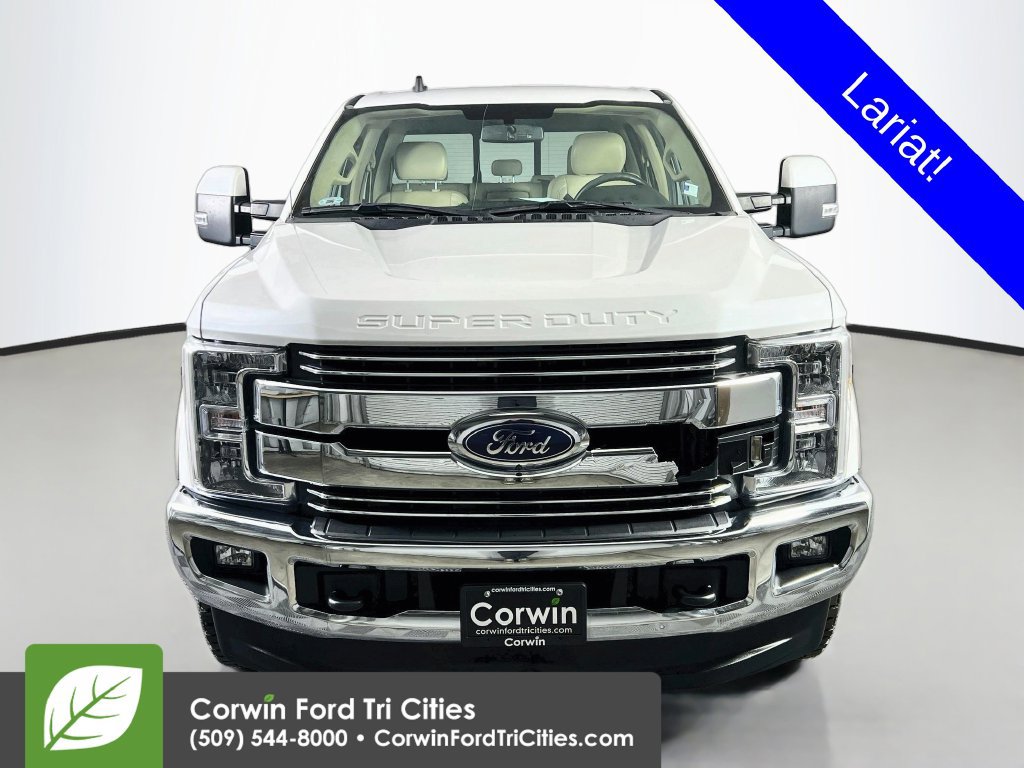 Used 2019 Ford F250 Lariat w/ Lariat Value Package AWD/4WD image 3