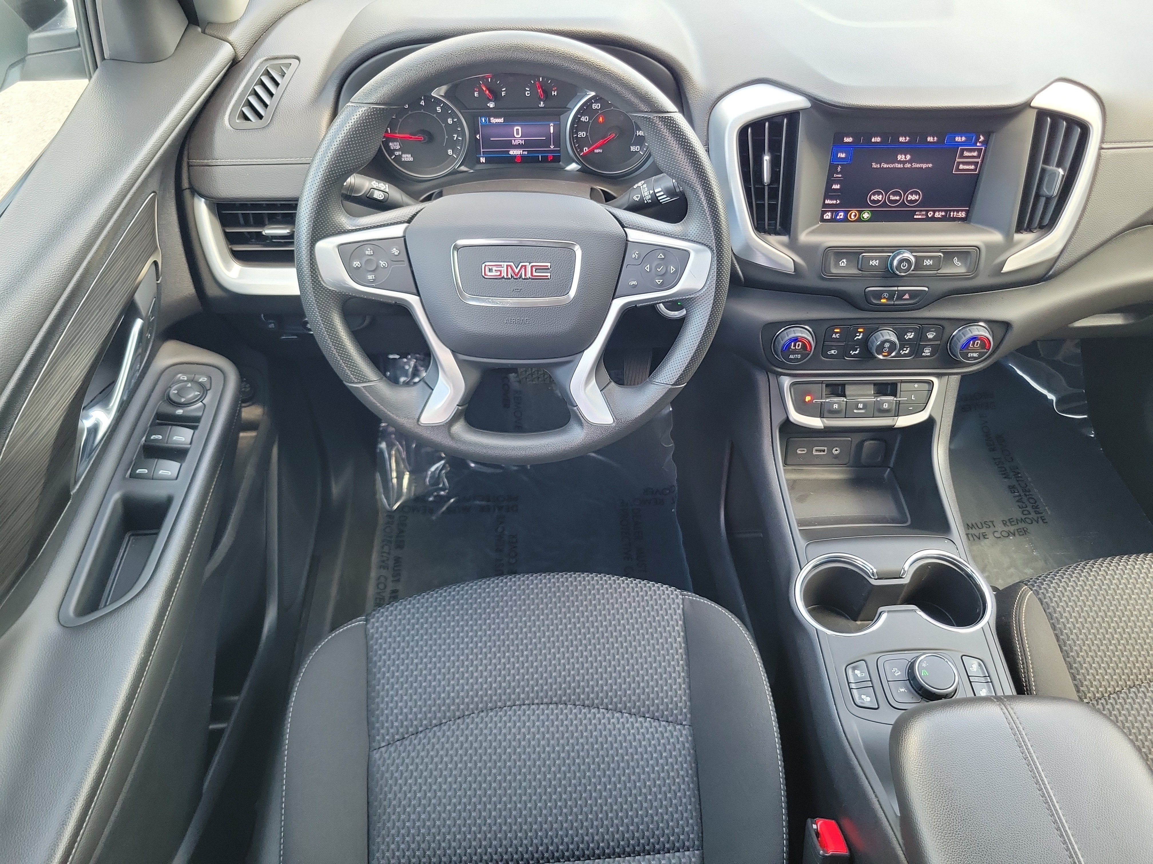 Used 2023 GMC Terrain SLE w/ Driver Convenience Package FWD image 19