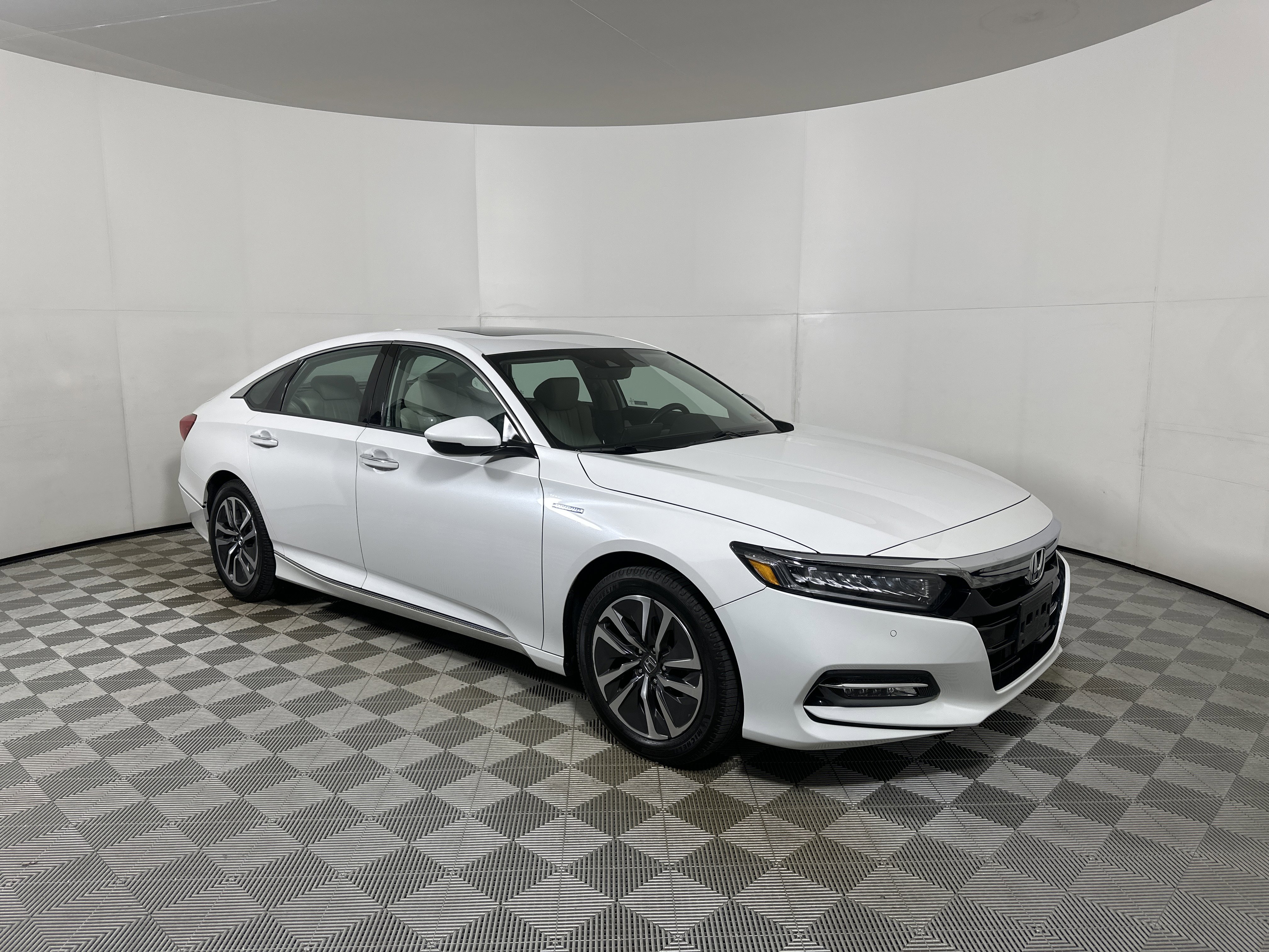 Used 2019 Honda Accord Touring