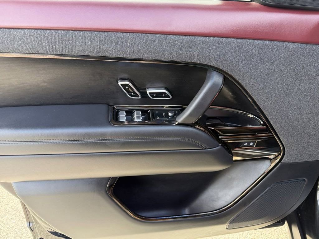 Used 2023 Land Rover Range Rover Sport SE Dynamic image 11