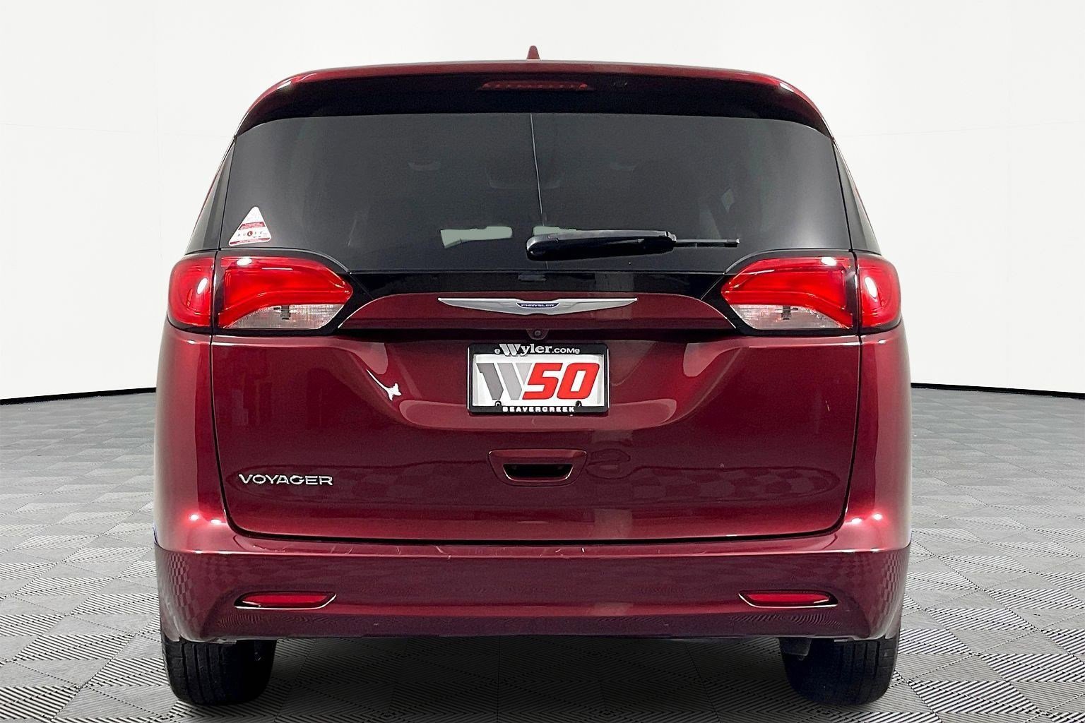 Used 2020 Chrysler Voyager LX w/ Cold Weather Group image 5