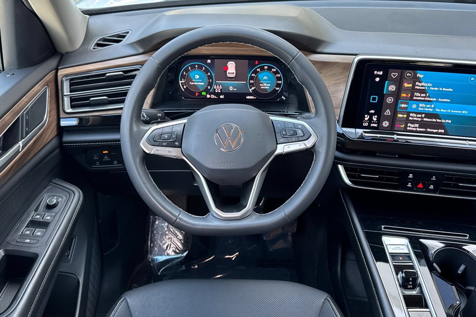 Used 2024 Volkswagen Atlas SE AWD/4WD image 15
