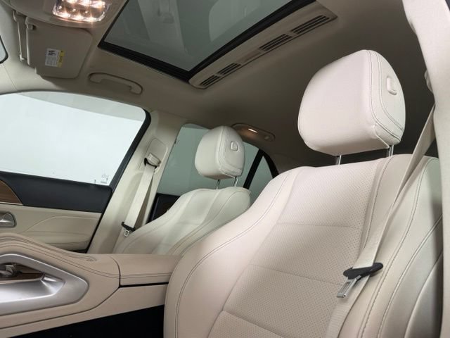 Used 2024 Mercedes-Benz GLE 350 4MATIC image 5