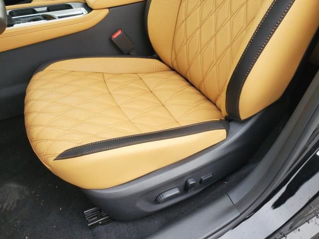 New 2025 Nissan Sentra SV w/ SV Premium Package image 20