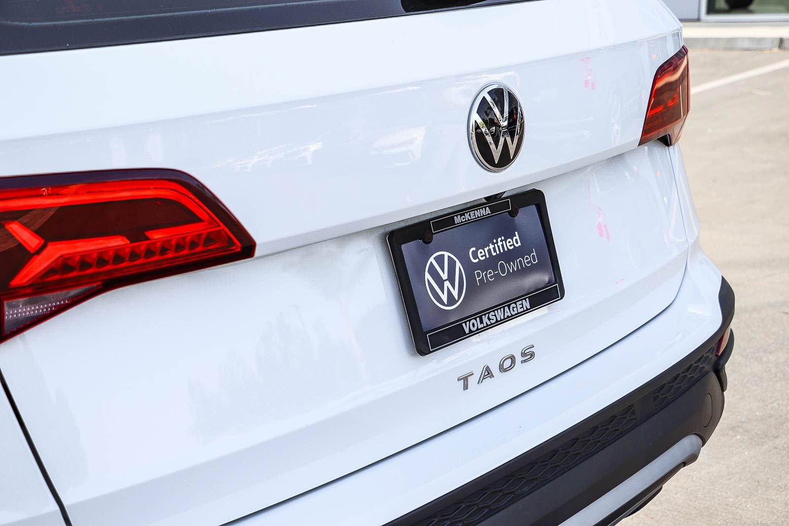 Used 2023 Volkswagen Taos S FWD image 11