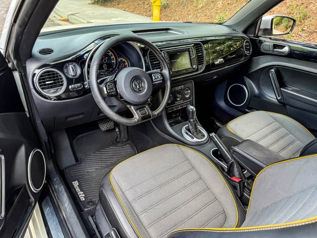 Used 2016 Volkswagen Beetle 1.8T Dune FWD image 25