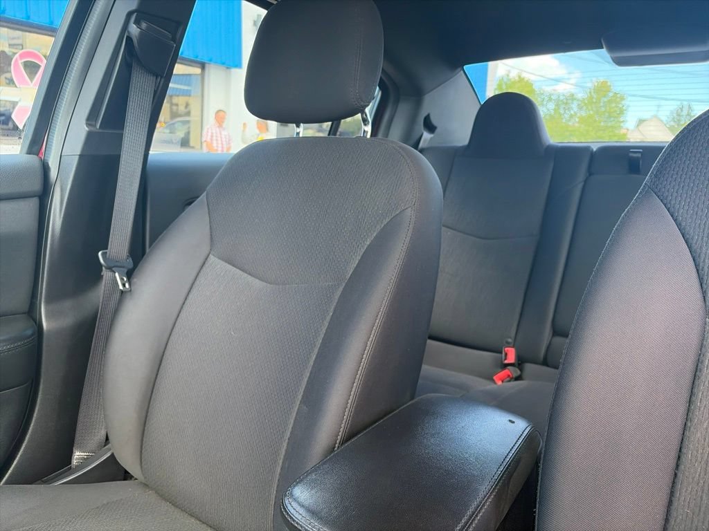 Used 2014 Chrysler 200 LX FWD image 18