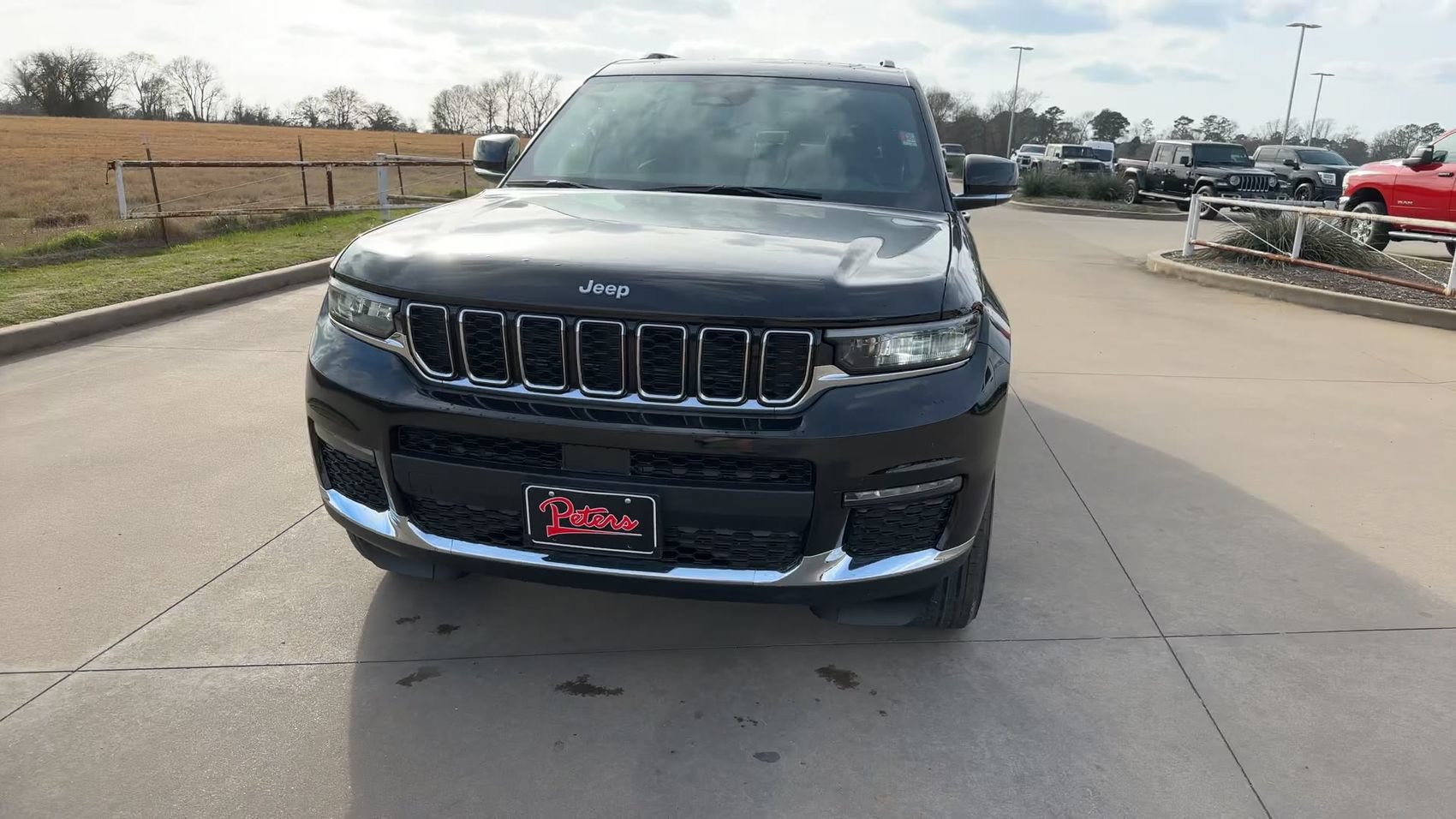 New 2025 Jeep Grand Cherokee L Limited w/ Trailer Tow Package AWD/4WD image 4