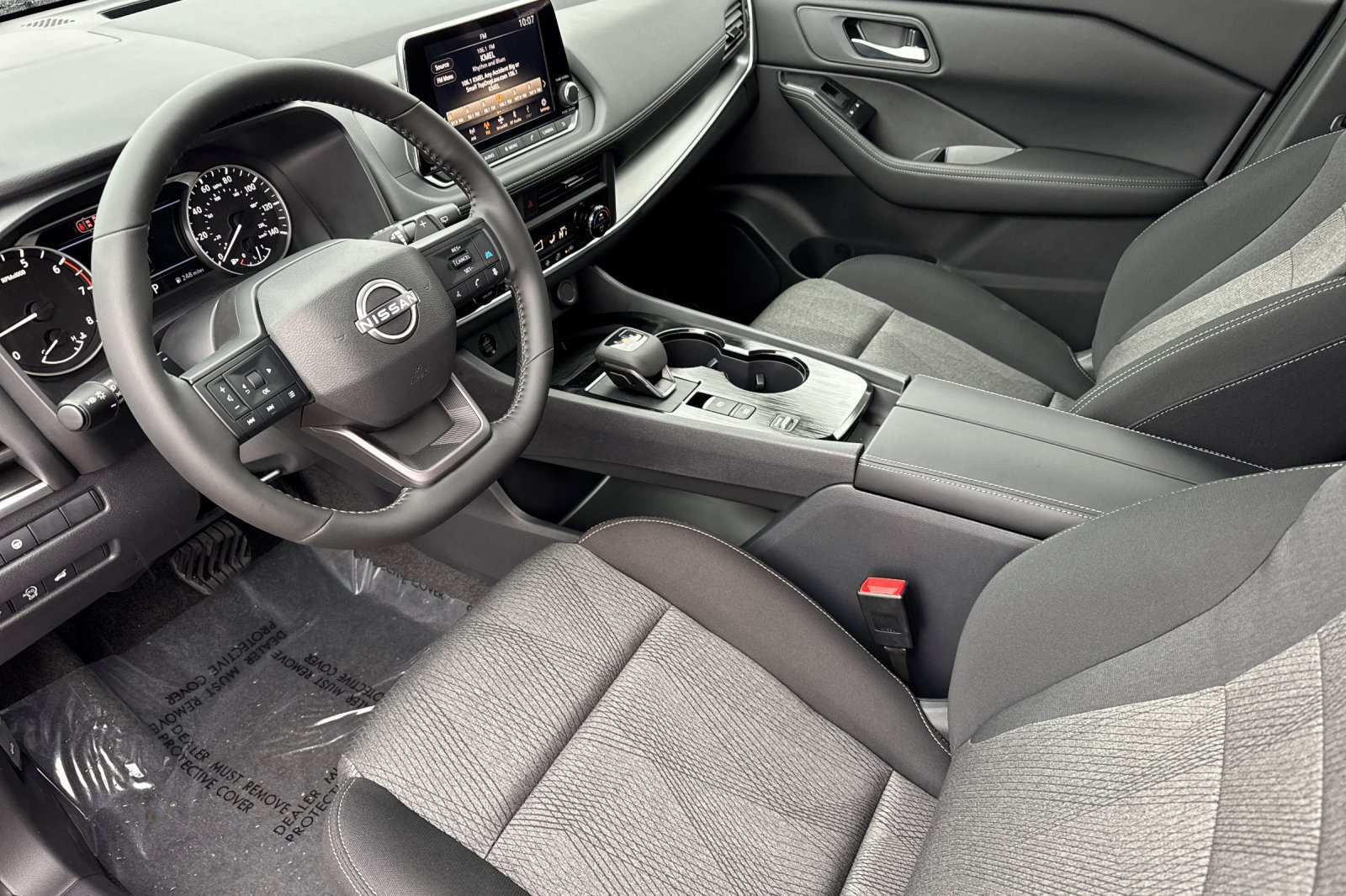 Used 2026 Nissan Rogue SV FWD image 10
