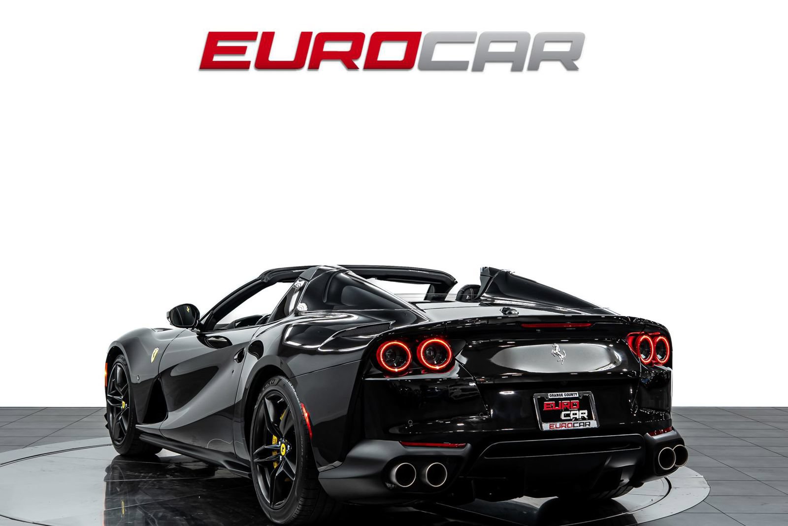Used 2022 Ferrari 812 GTS RWD image 4