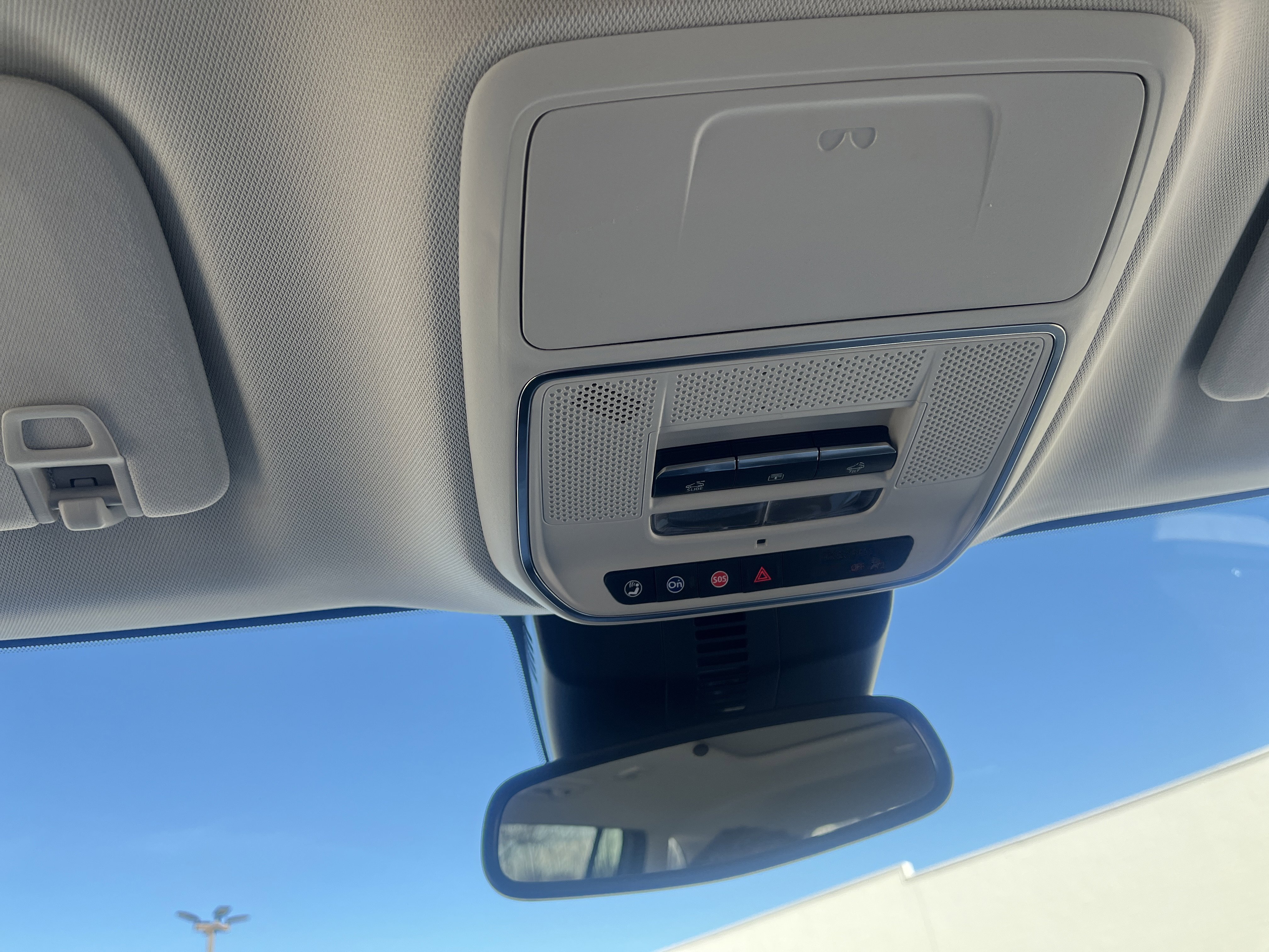 Used 2025 GMC Acadia Denali image 36