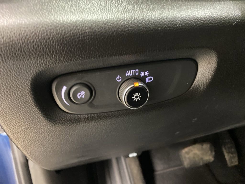 Used 2023 Chevrolet Traverse LT w/ Midnight/Sport Edition image 30