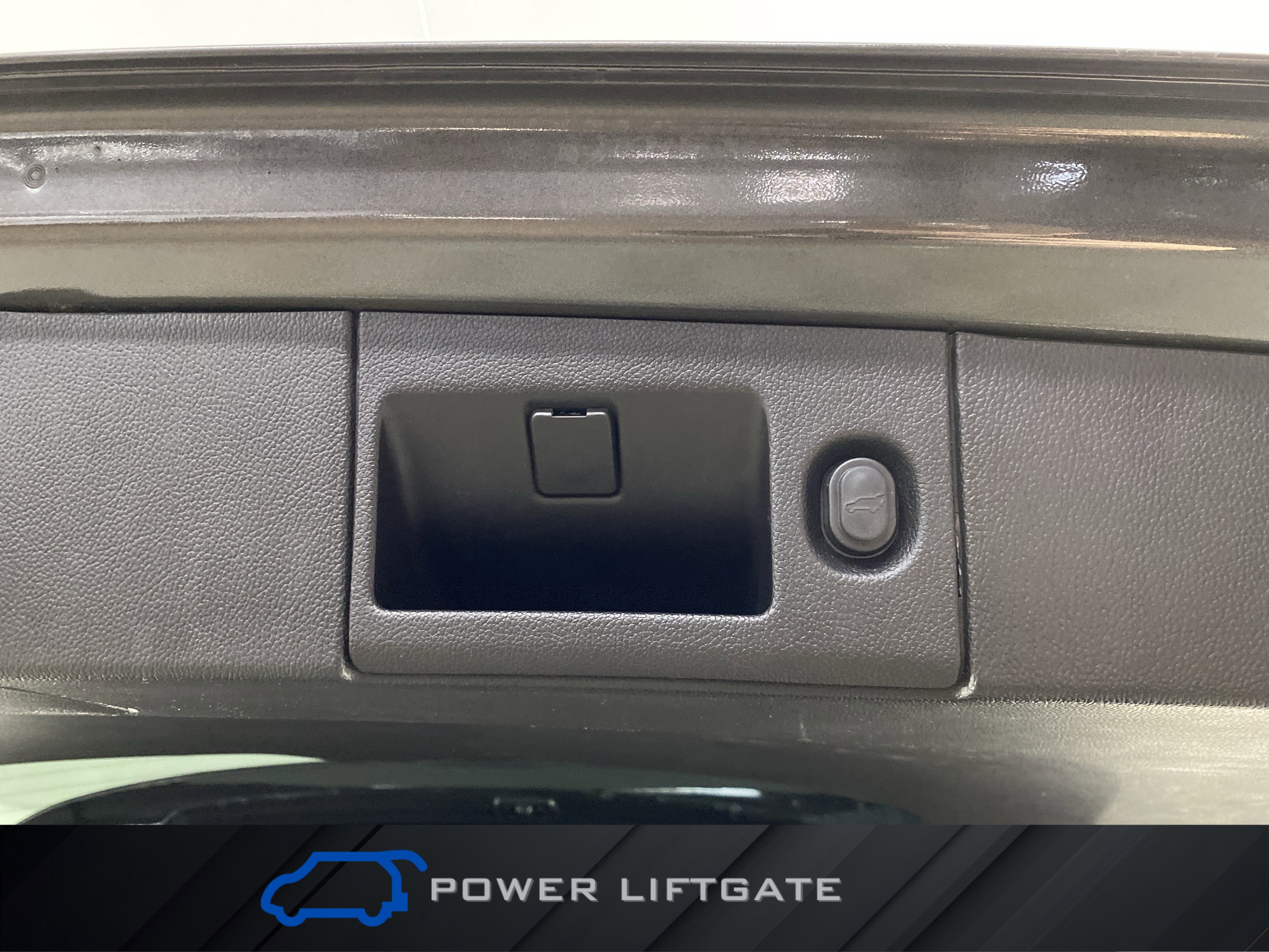 Used 2019 GMC Yukon Denali w/ Denali Ultimate Package image 37