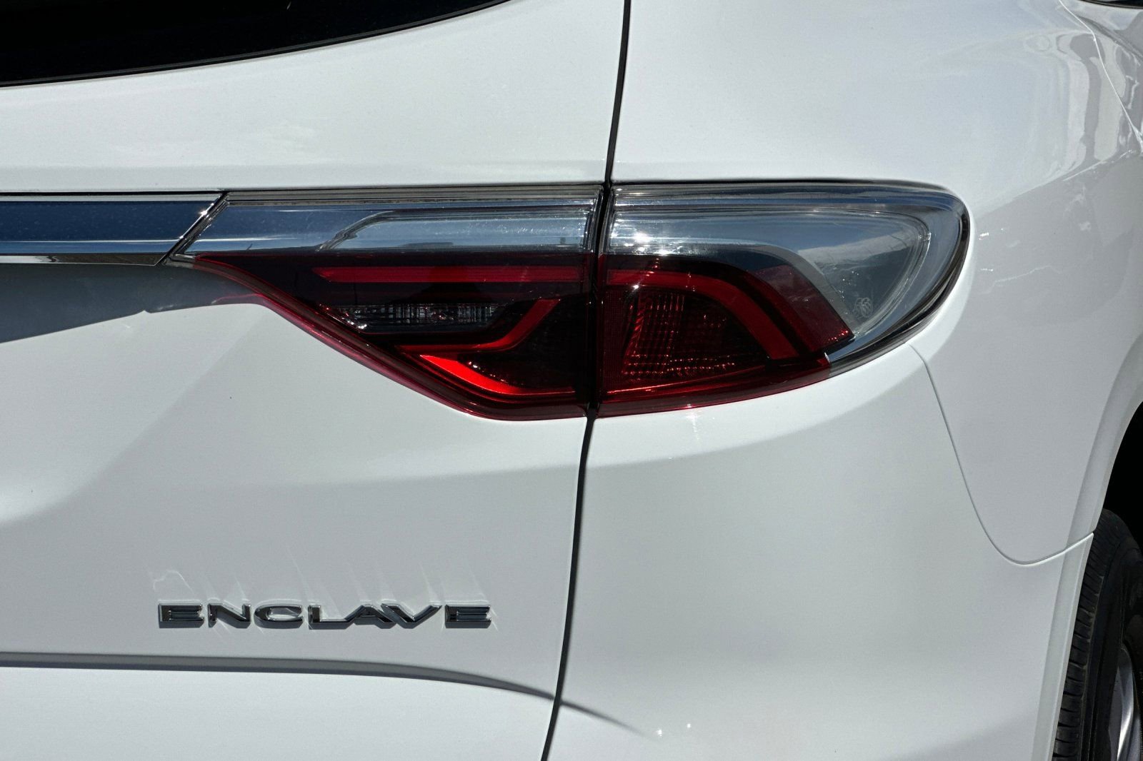 Used 2022 Buick Enclave Premium image 26