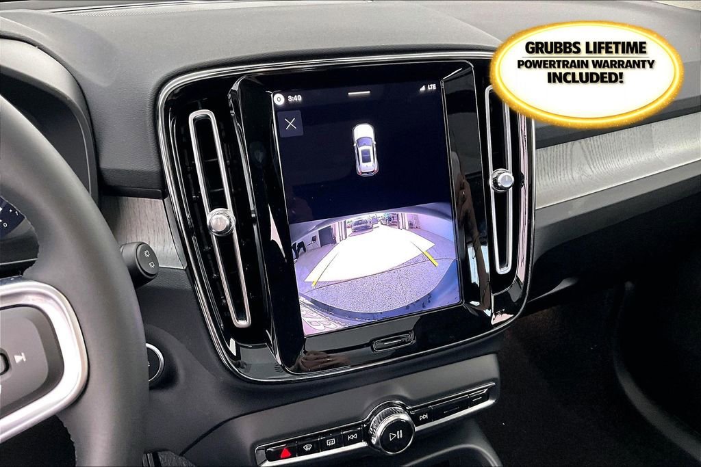 New 2026 Volvo XC40 B5 Core image 27