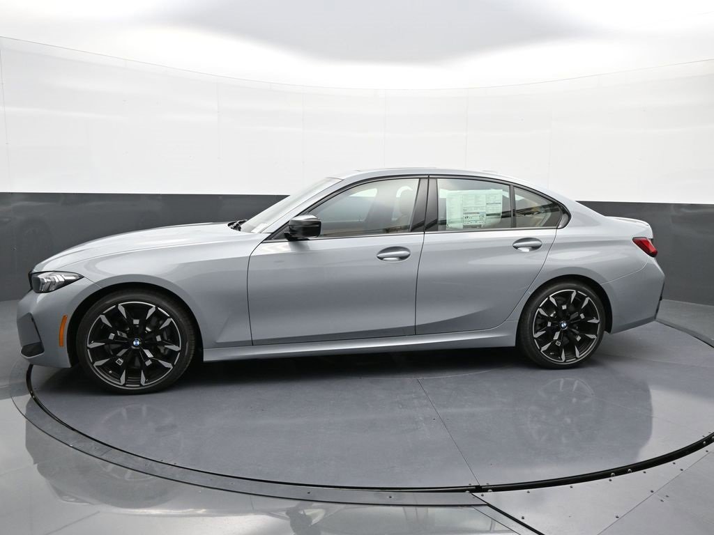 New 2025 BMW 330i xDrive Sedan w/ M Sport Package image 4