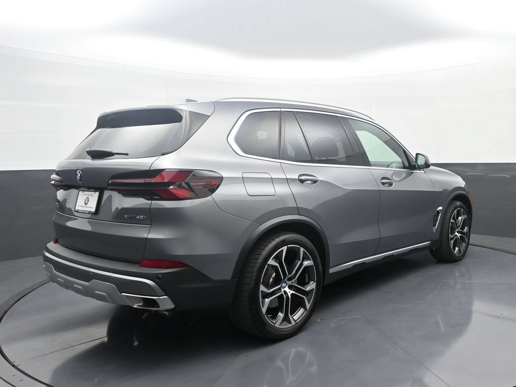 New 2026 BMW X5 xDrive40i AWD/4WD image 7