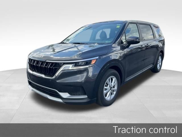 Certified 2024 Kia Carnival LX image 4