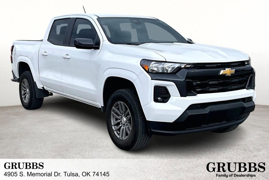 Used 2024 Chevrolet Colorado LT w/ LT Convenience Package image 1