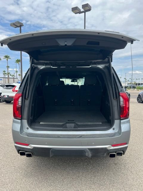 Used 2025 GMC Yukon XL Denali AWD/4WD image 29