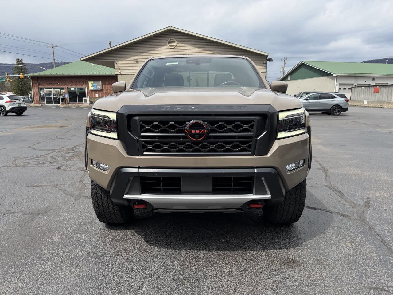 Used 2023 Nissan Frontier PRO-4X w/ Pro-4X Premium Package image 3