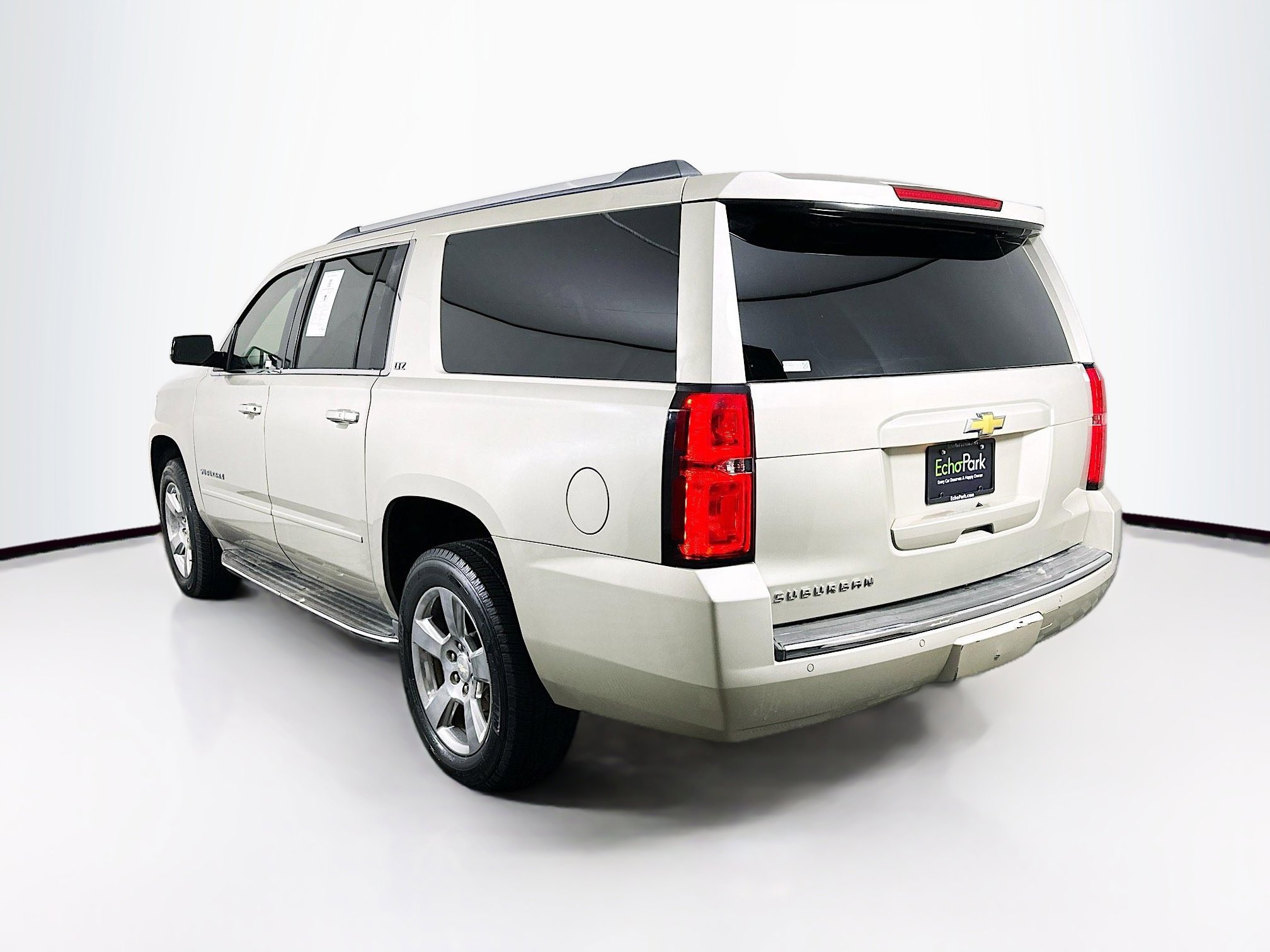 Used 2016 Chevrolet Suburban LTZ AWD/4WD image 5