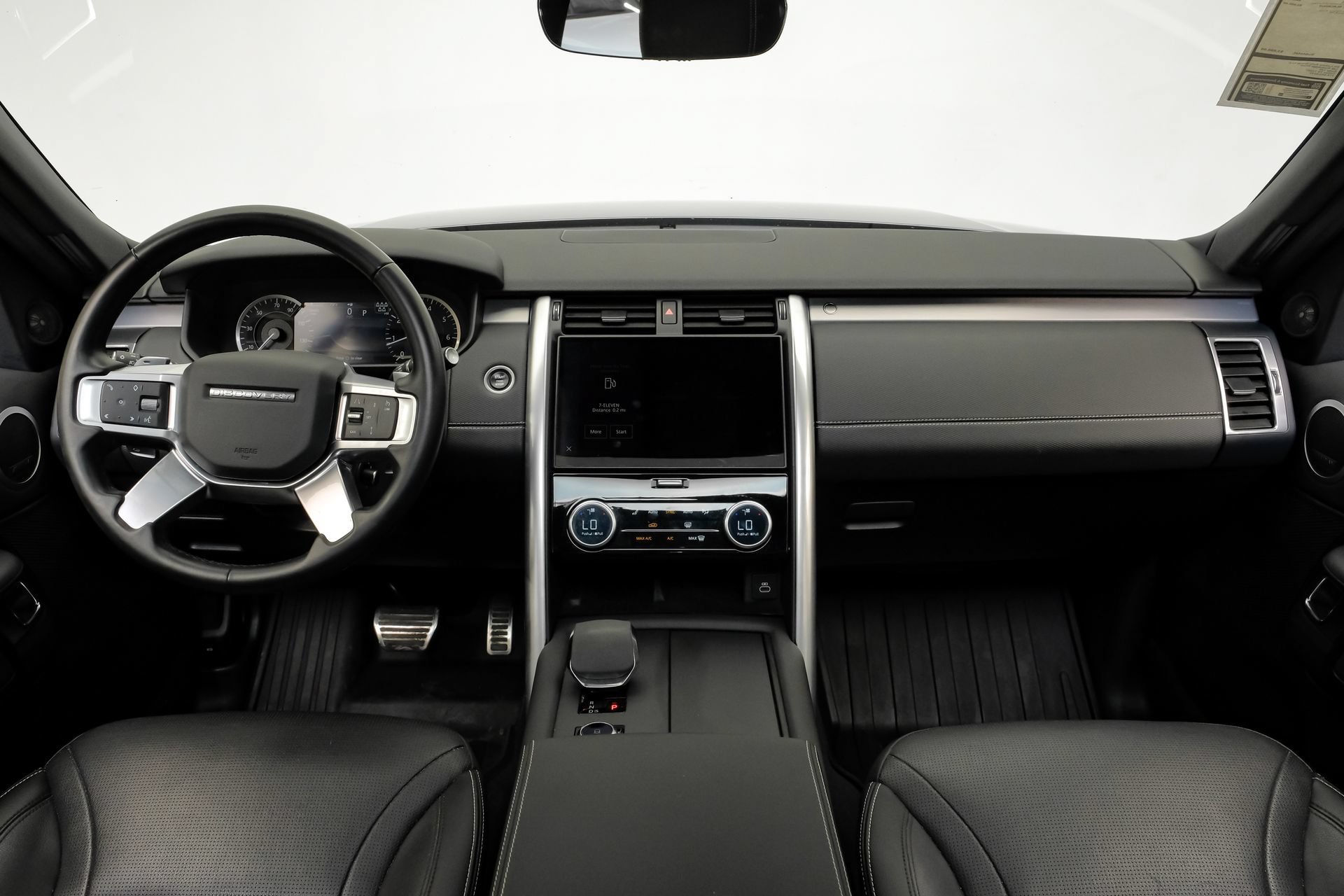 Used 2023 Land Rover Discovery S R-Dynamic AWD/4WD image 19