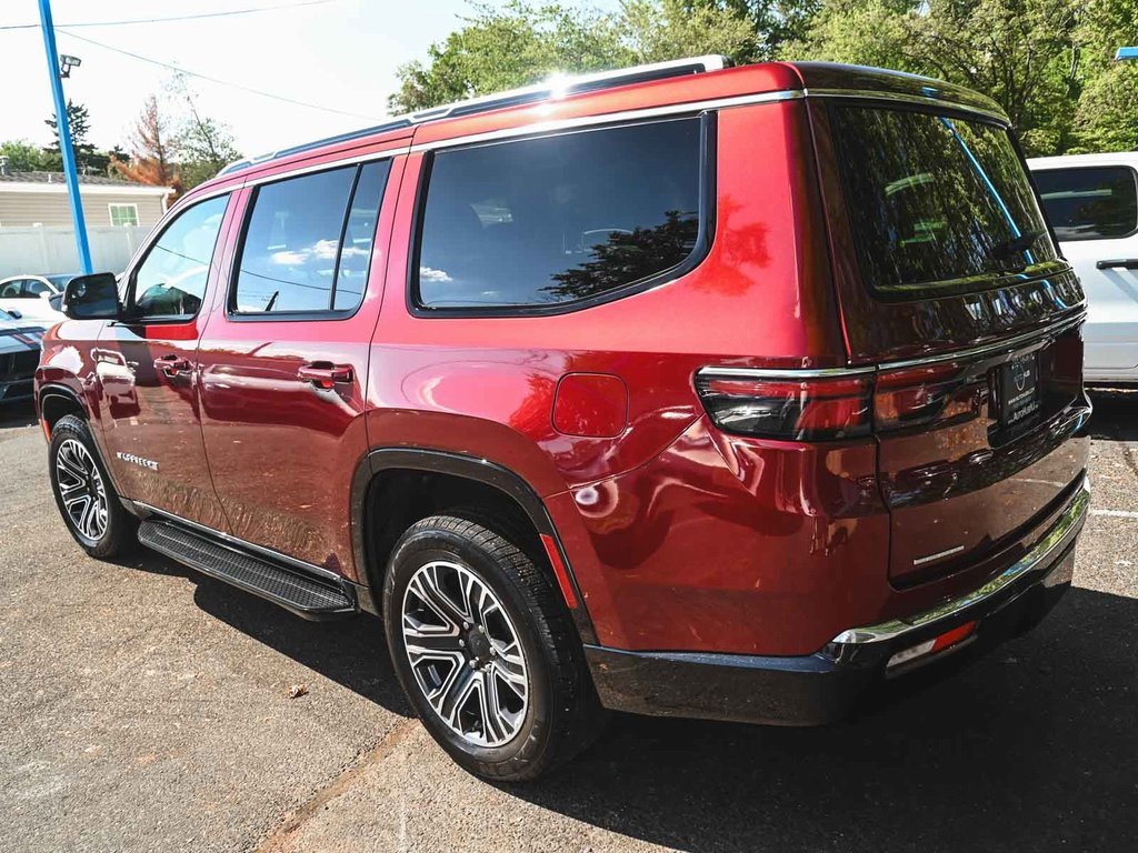 Used 2022 Jeep Wagoneer Series III image 4