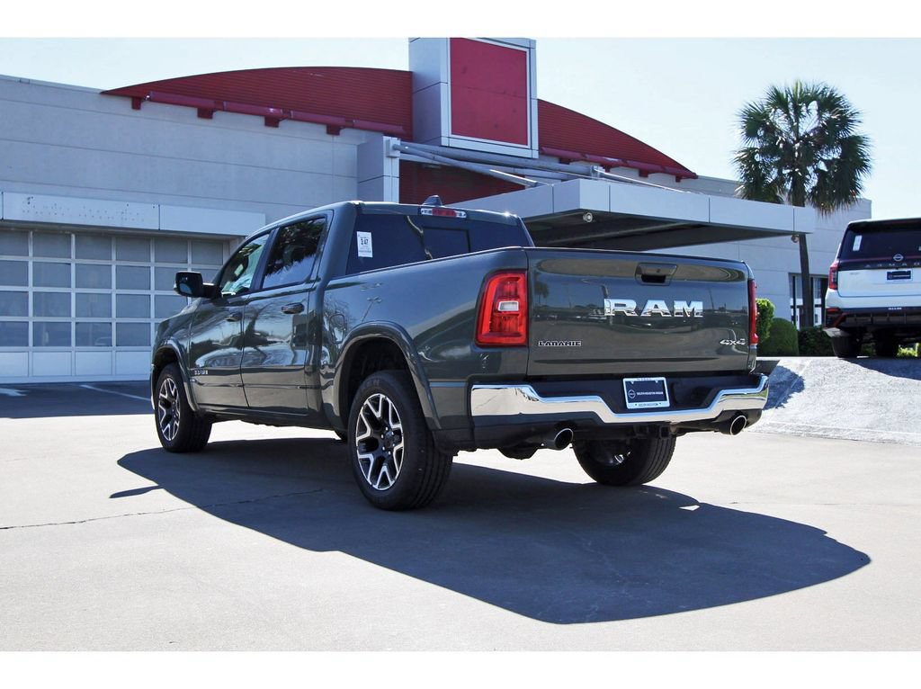 Used 2026 RAM 1500 Laramie AWD/4WD image 3
