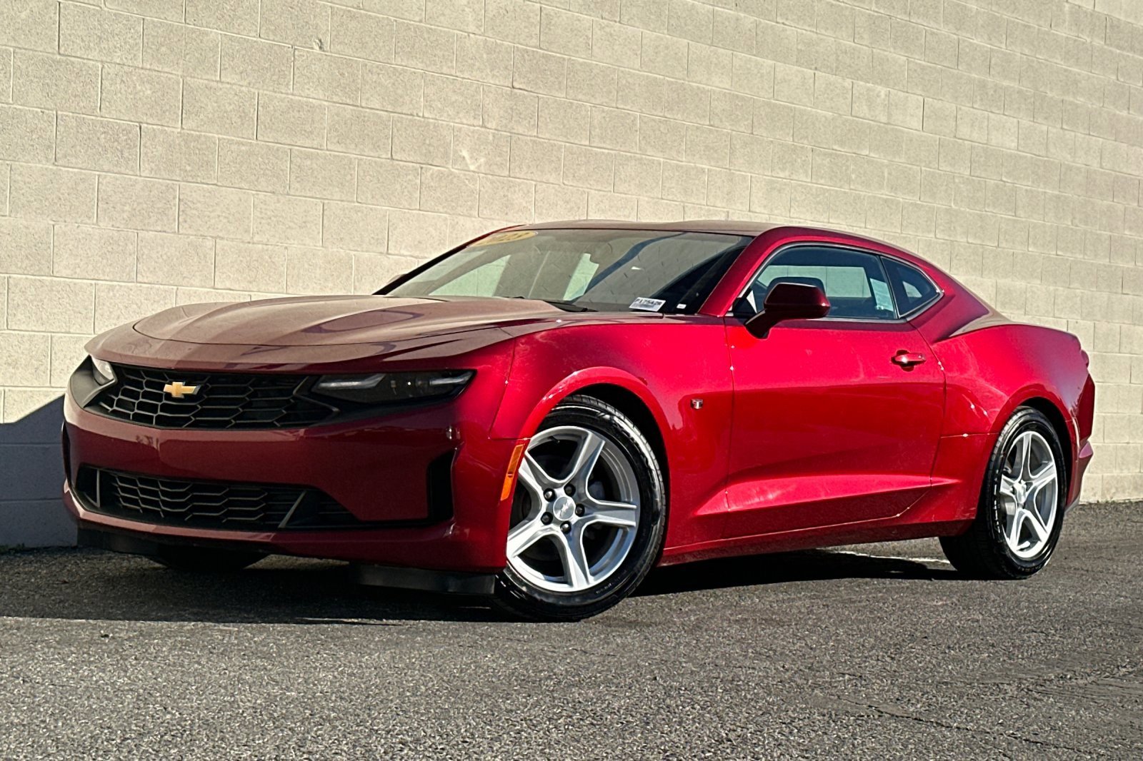 Used 2023 Chevrolet Camaro LT image 8