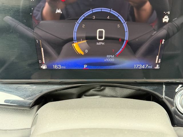 Used 2025 Chevrolet Trax RS w/ Sunroof Package image 19