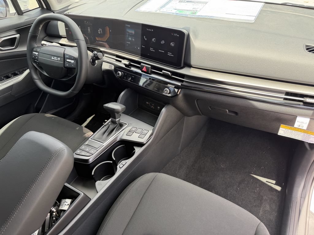 New 2027 Kia Sportage LX w/ LX Convenience Package FWD image 10