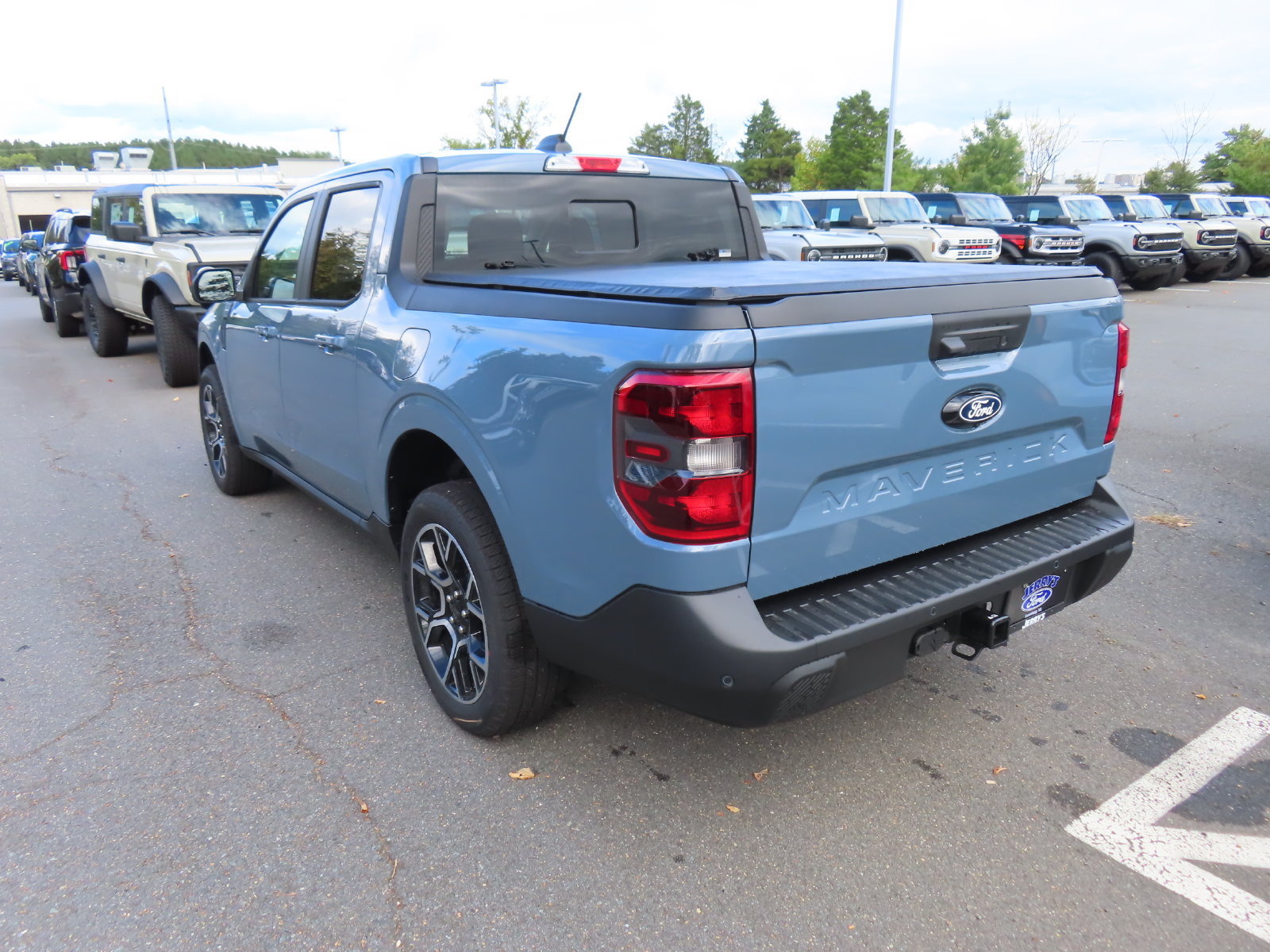 New 2026 Ford Maverick Lariat w/ 4K Tow Package AWD/4WD image 6