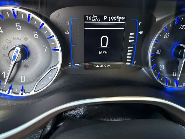 Used 2019 Chrysler Pacifica Touring-L FWD image 21