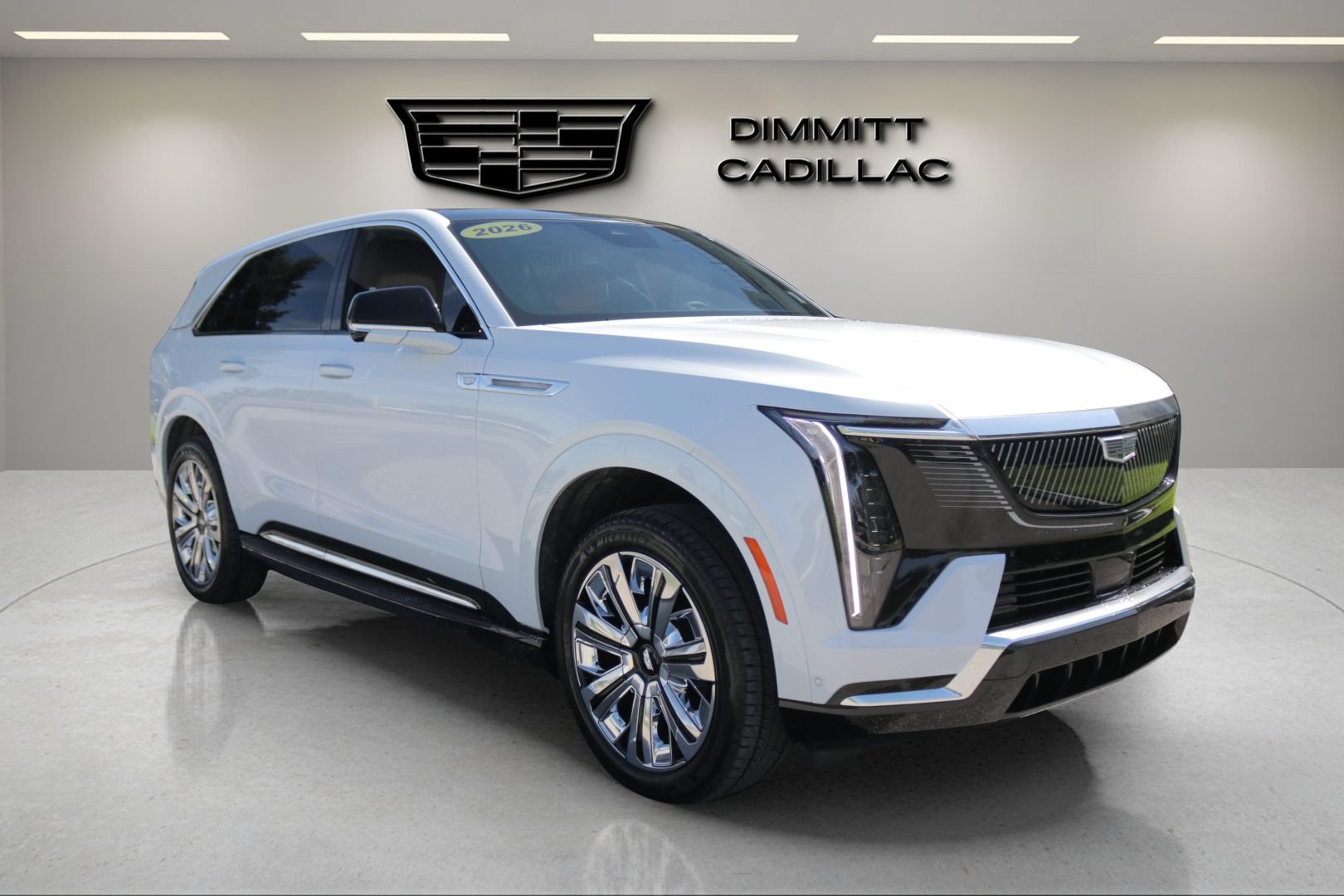 Certified 2026 Cadillac Escalade IQ Luxury 2 w/ LPO, Radiant Package AWD/4WD image 3