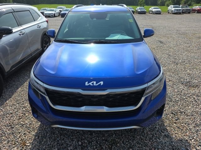 Certified 2023 Kia Seltos S w/ Navigation Package FWD image 2