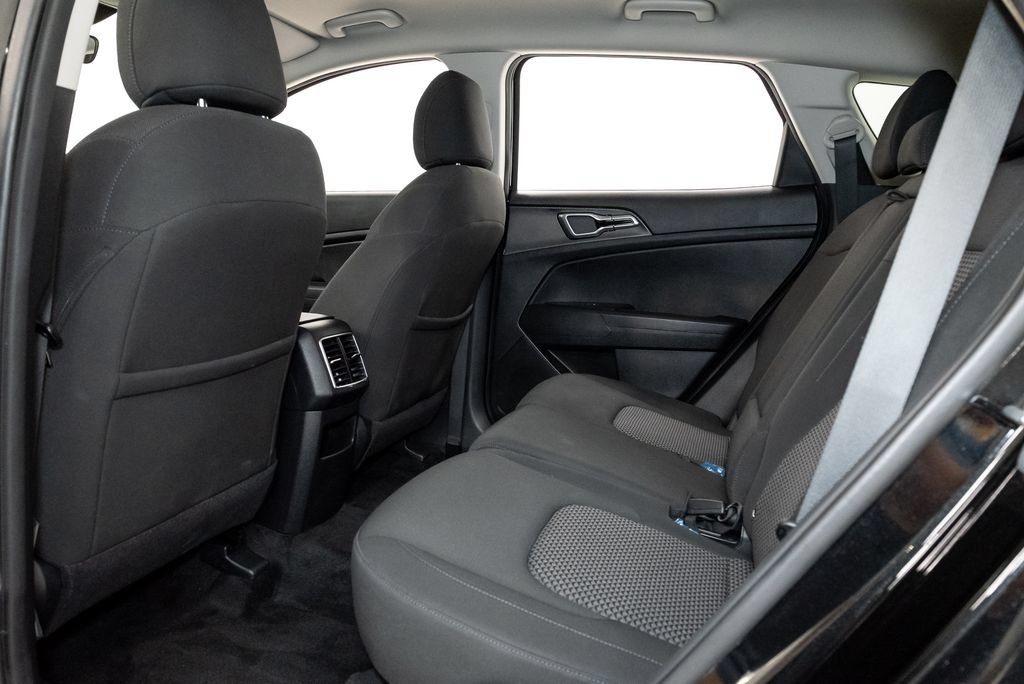 Certified 2024 Kia Sportage LX FWD image 23