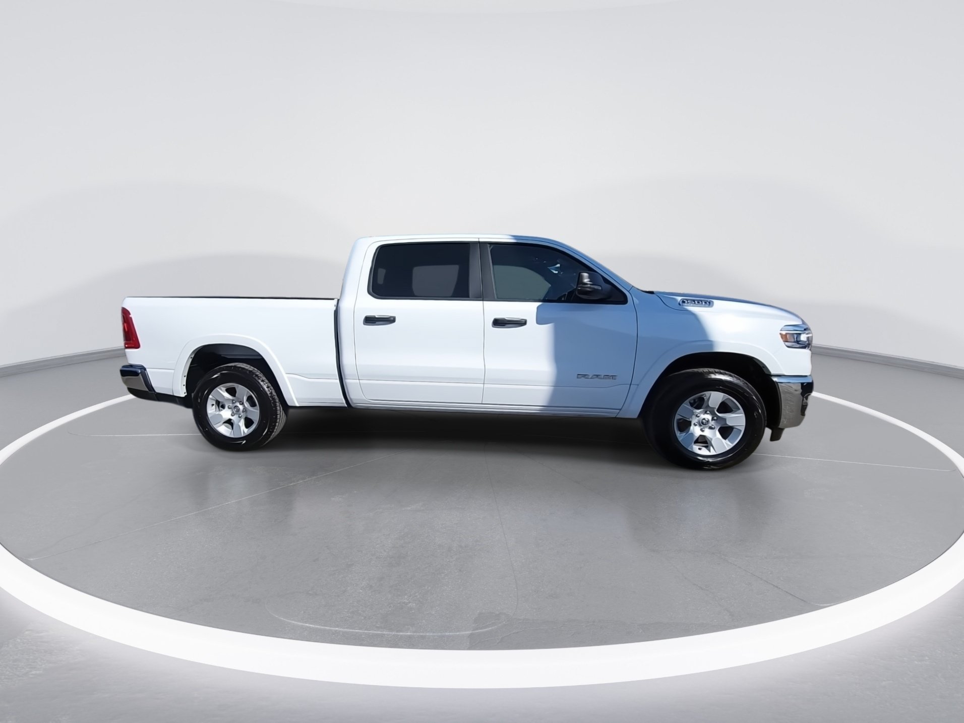 Used 2026 RAM 1500 Big Horn AWD/4WD image 9