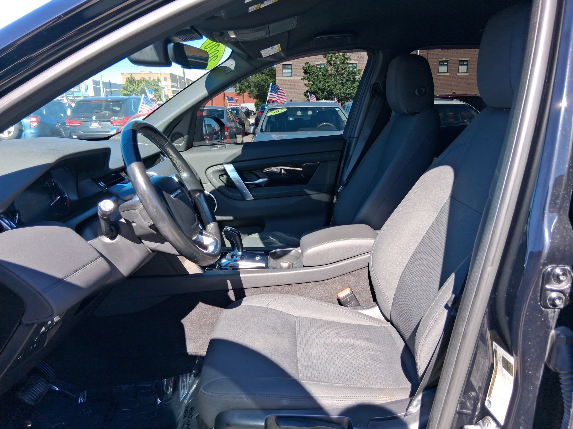 Used 2020 Land Rover Discovery Sport AWD/4WD image 14