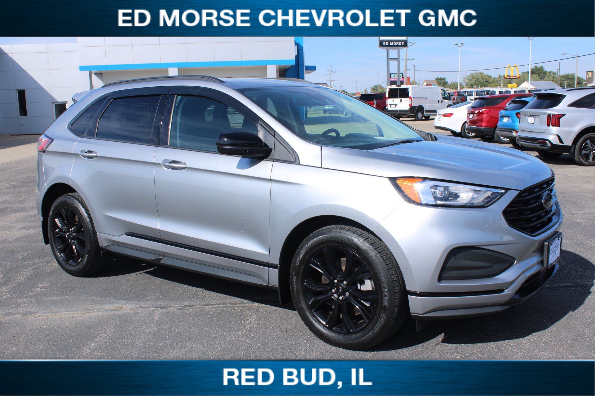 Used 2024 Ford Edge SE w/ Black Appearance Package